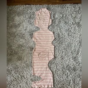 NWT|Very cute cut out Maxi dress!
